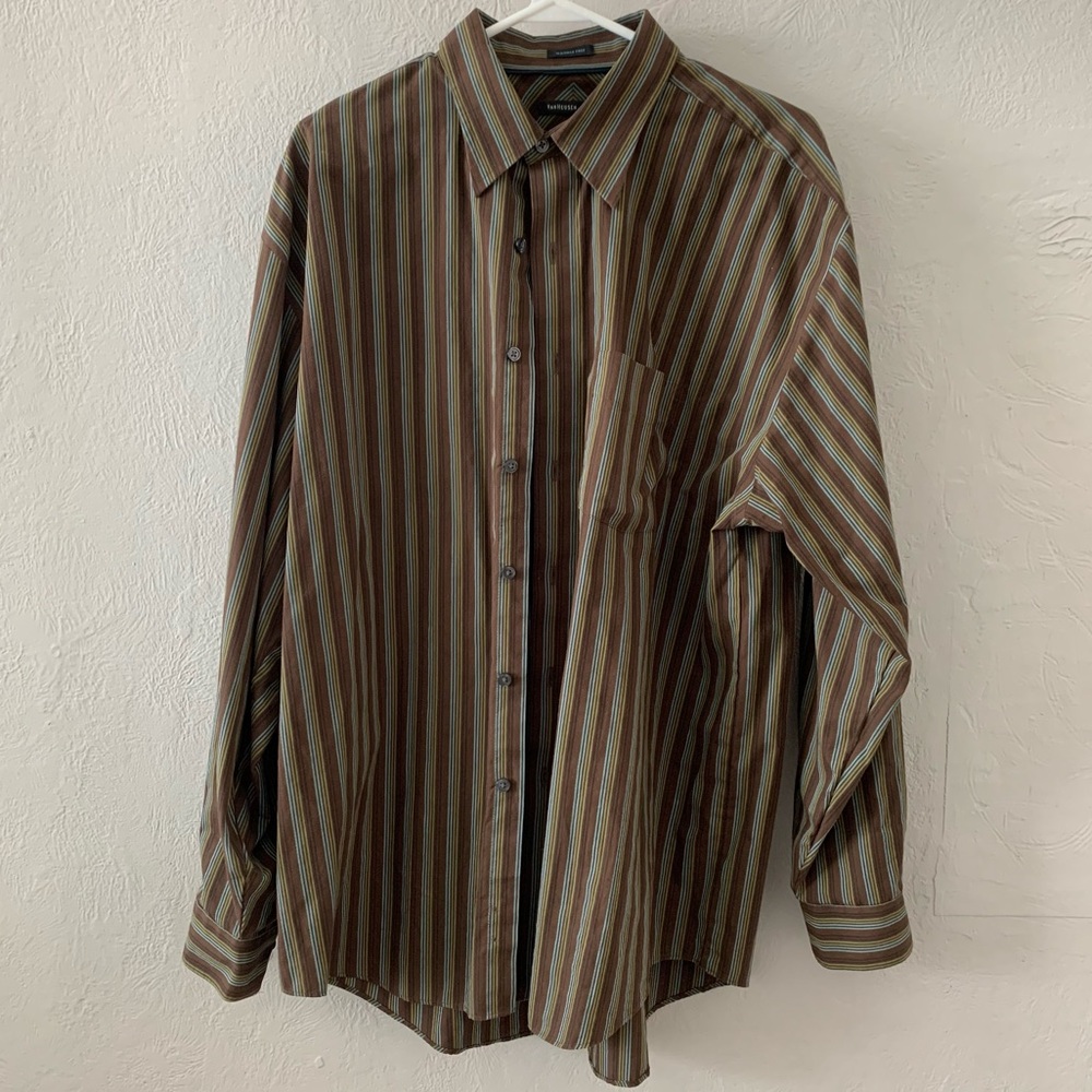 Van Heusen. Casual button down.